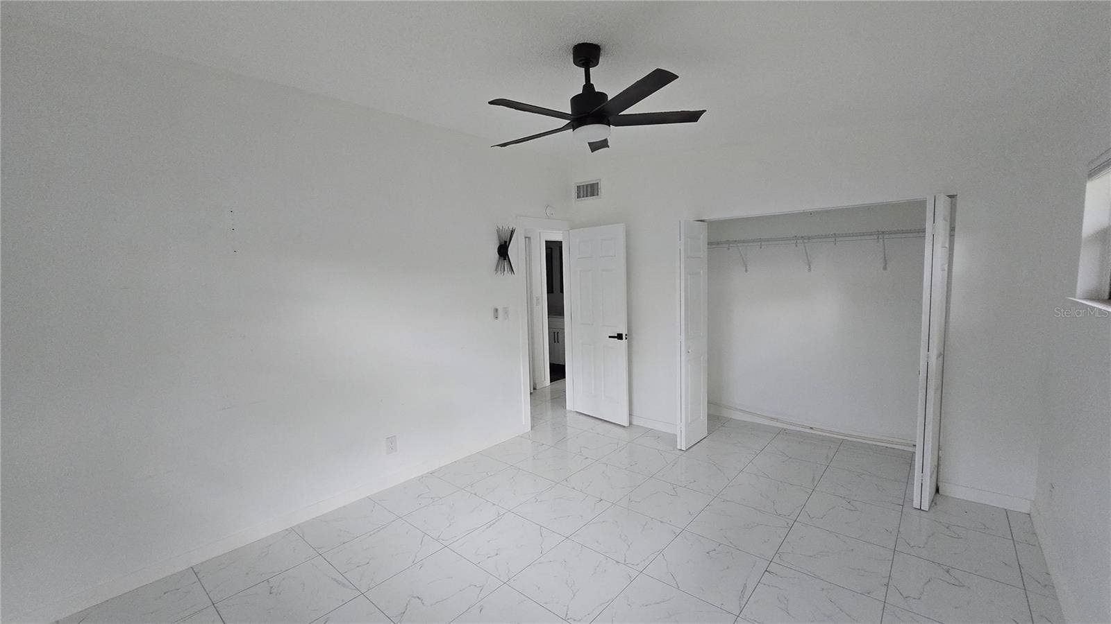 1600 DELAWARE AVENUE NE, St Petersburg, FL 33703