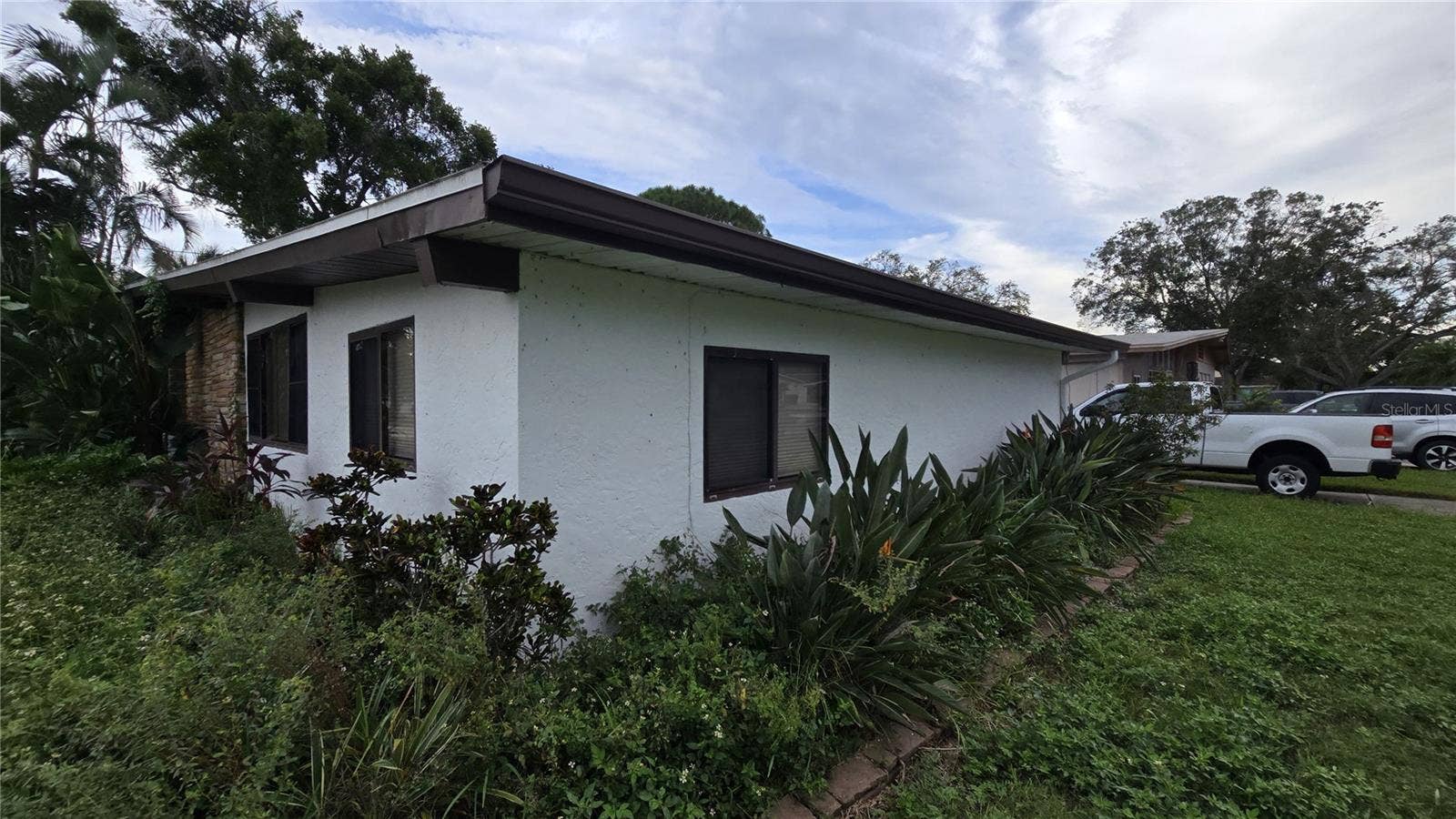 1600 DELAWARE AVENUE NE, St Petersburg, FL 33703