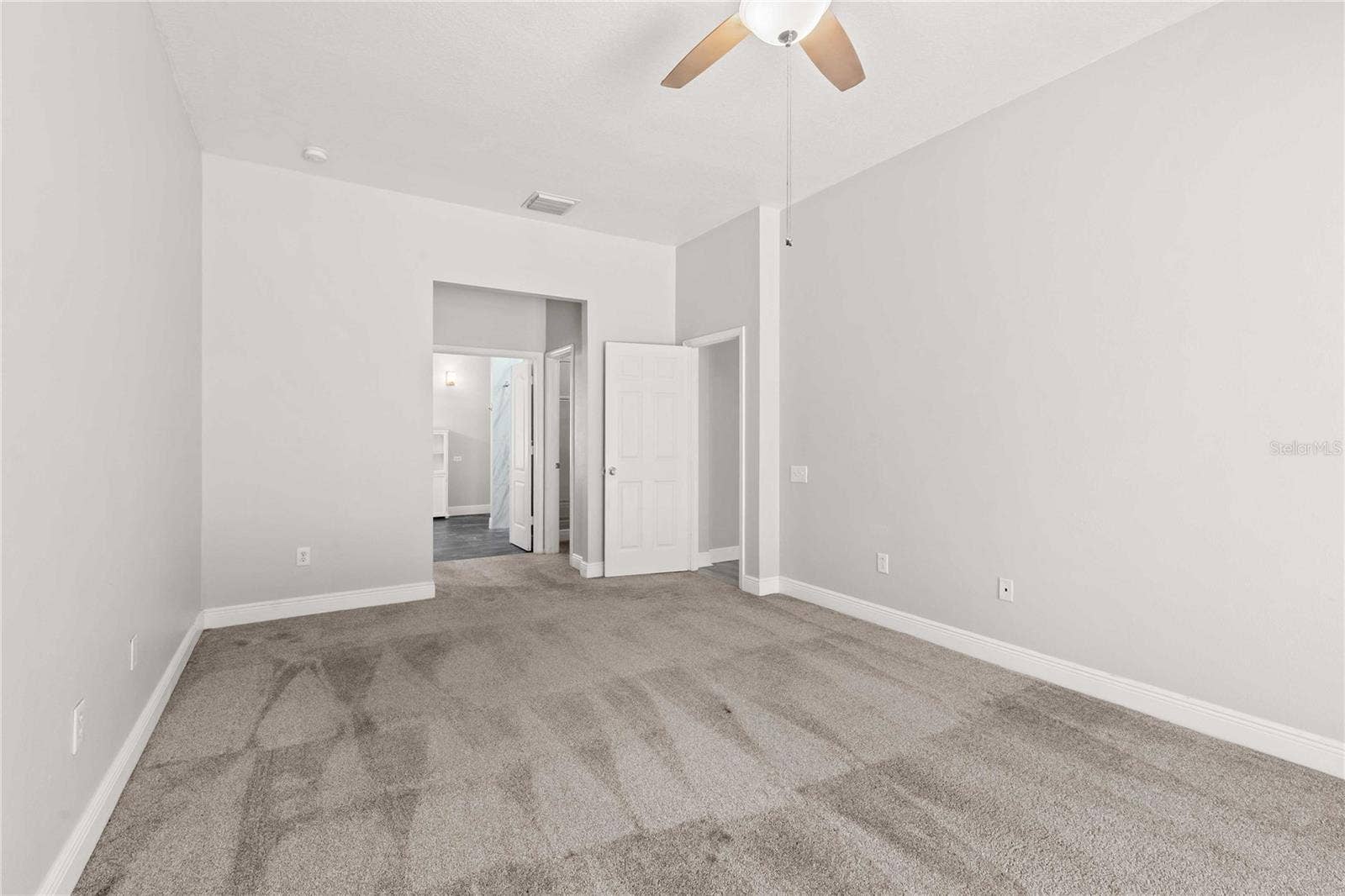 20750 ORCHARDTOWN DRIVE, Land O Lakes, FL 34638 20750 ORCHARDTOWN DRIVE, Land O Lakes, FL 34638