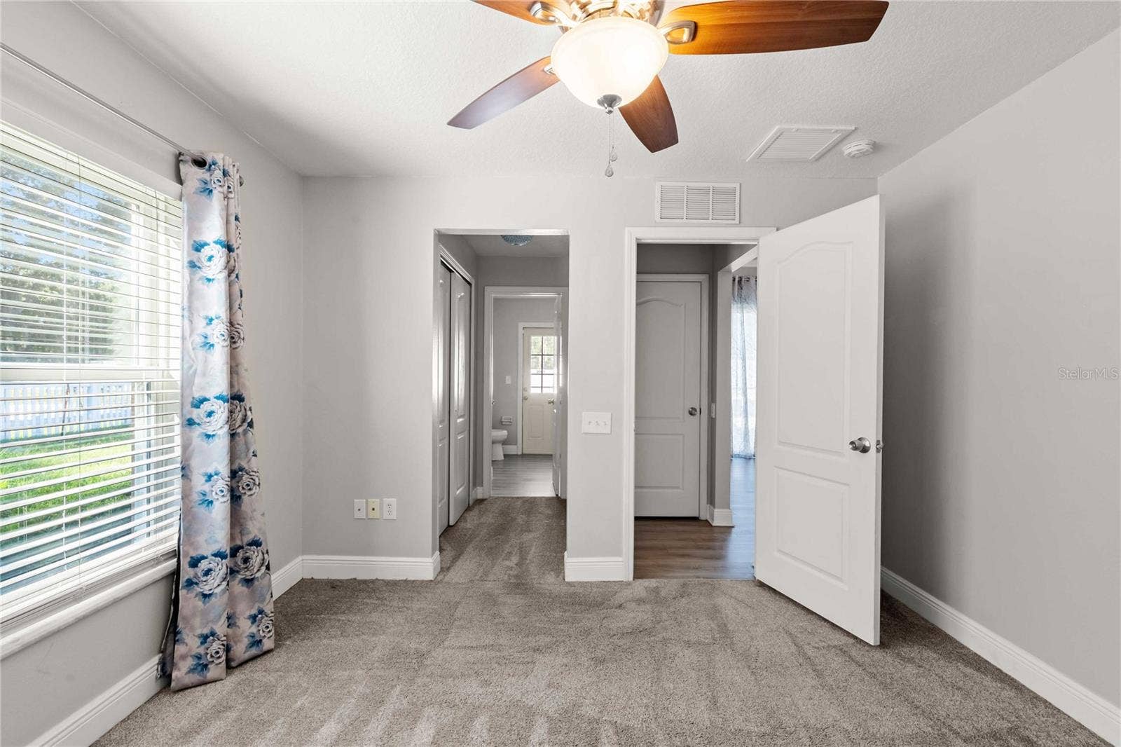20750 ORCHARDTOWN DRIVE, Land O Lakes, FL 34638 20750 ORCHARDTOWN DRIVE, Land O Lakes, FL 34638