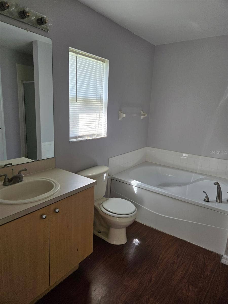 11626 HAMMOCKS GLADE DRIVE, Riverview, FL 33569 11626 HAMMOCKS GLADE DRIVE, Riverview, FL 33569