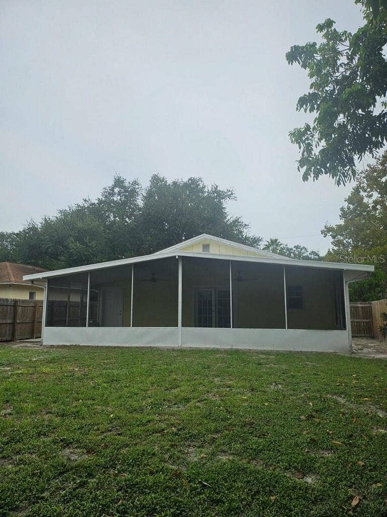 6207 INTERBAY AVENUE, Tampa, FL 33611