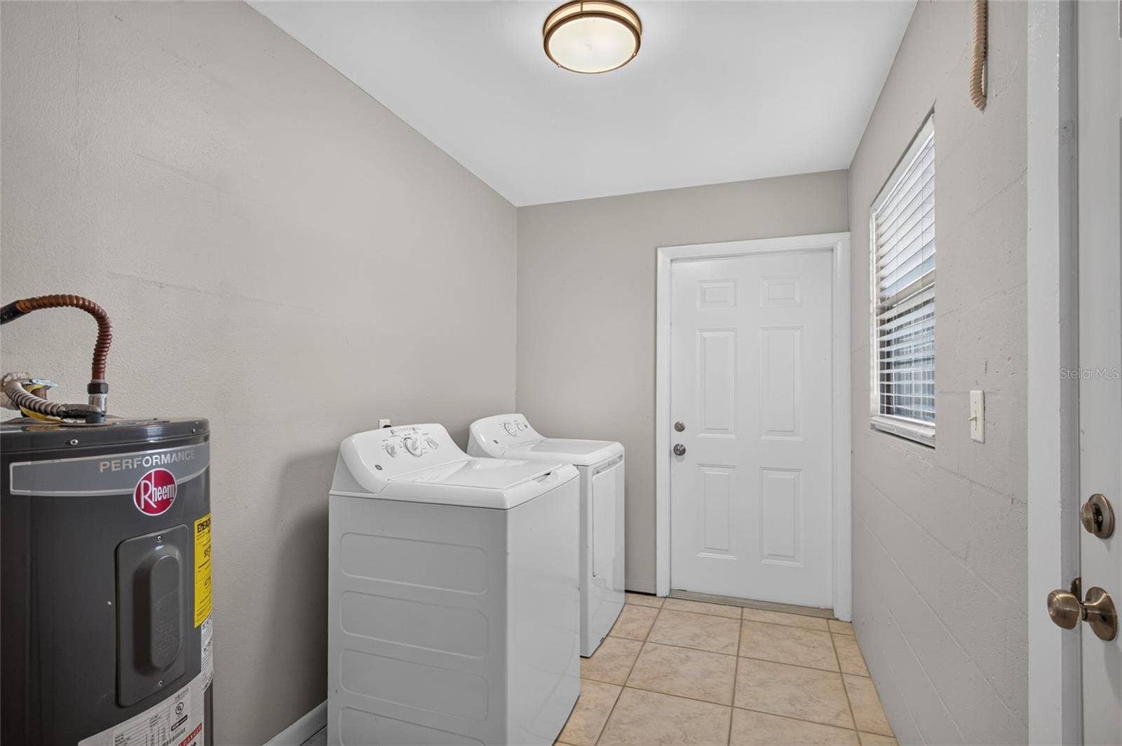 6207 INTERBAY AVENUE, Tampa, FL 33611 6207 INTERBAY AVENUE, Tampa, FL 33611