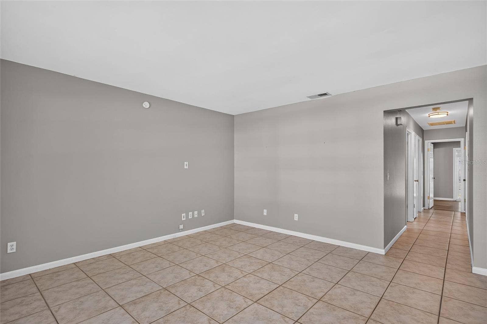 6207 INTERBAY AVENUE, Tampa, FL 33611 6207 INTERBAY AVENUE, Tampa, FL 33611