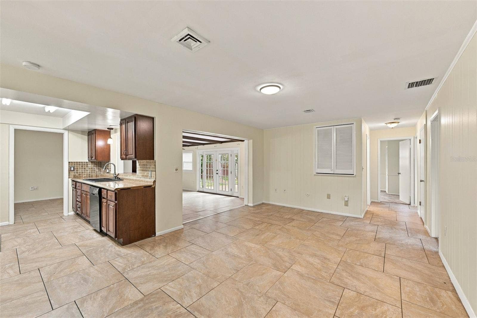 2368 SARAZEN DRIVE, Dunedin, FL 34698 2368 SARAZEN DRIVE, Dunedin, FL 34698
