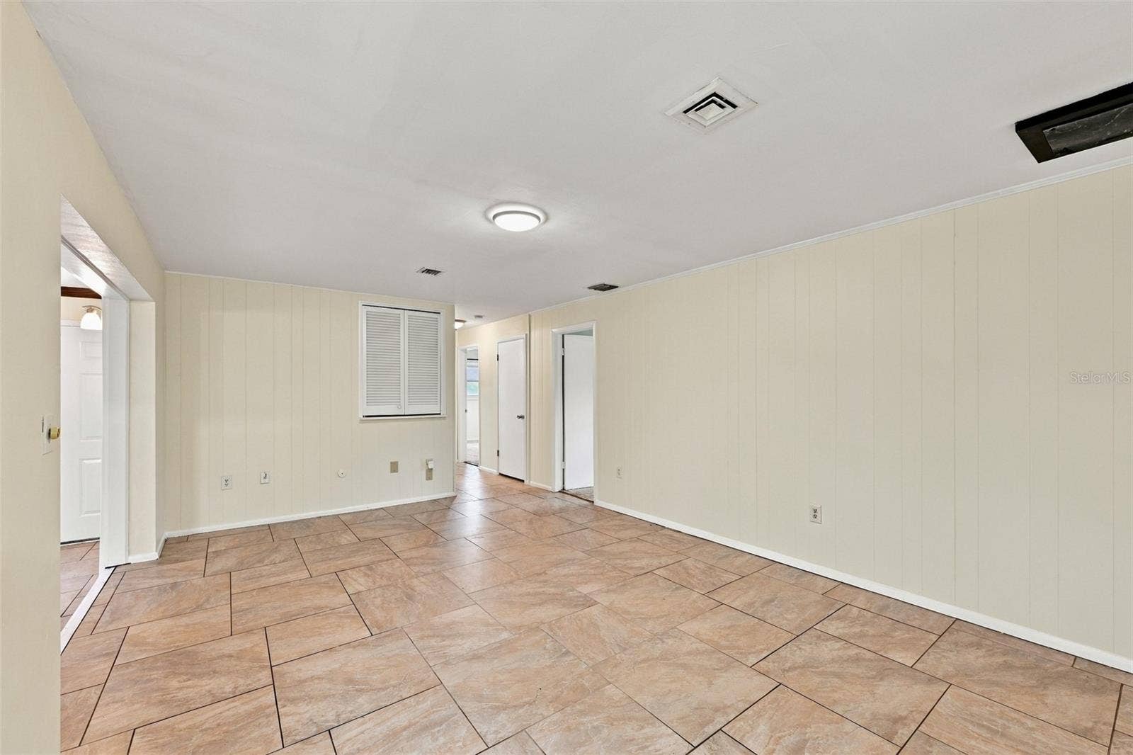 2368 SARAZEN DRIVE, Dunedin, FL 34698 2368 SARAZEN DRIVE, Dunedin, FL 34698