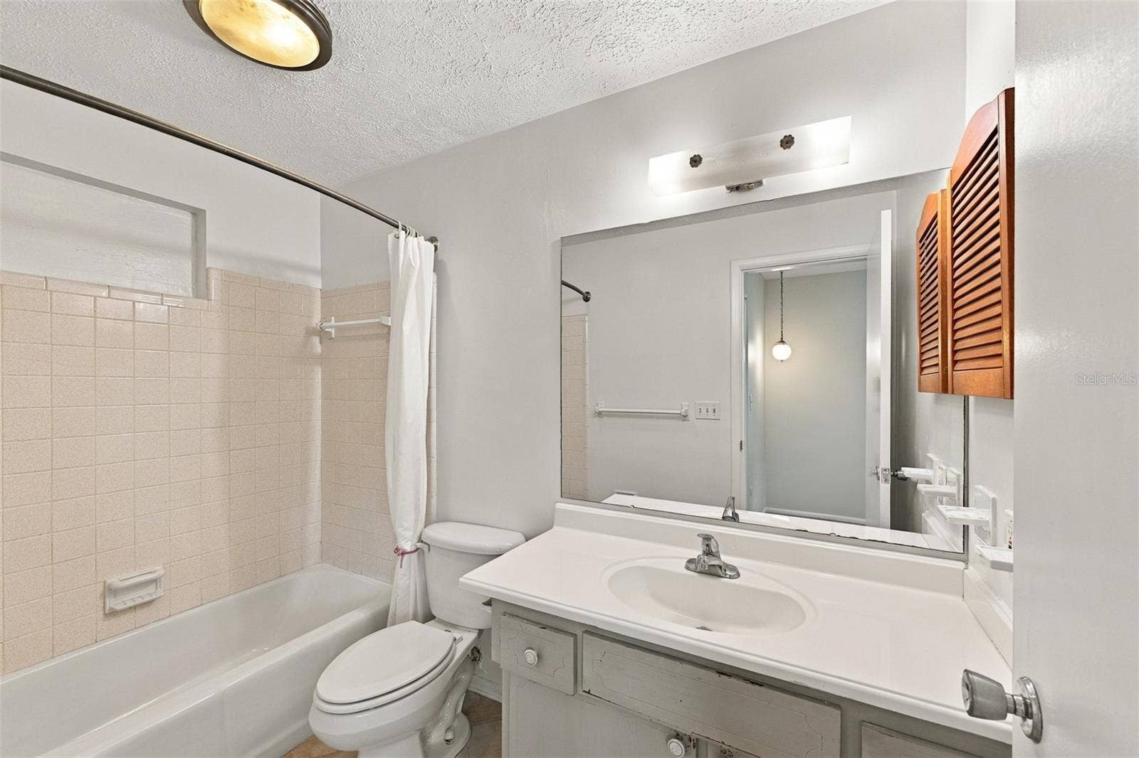 2368 SARAZEN DRIVE, Dunedin, FL 34698 2368 SARAZEN DRIVE, Dunedin, FL 34698
