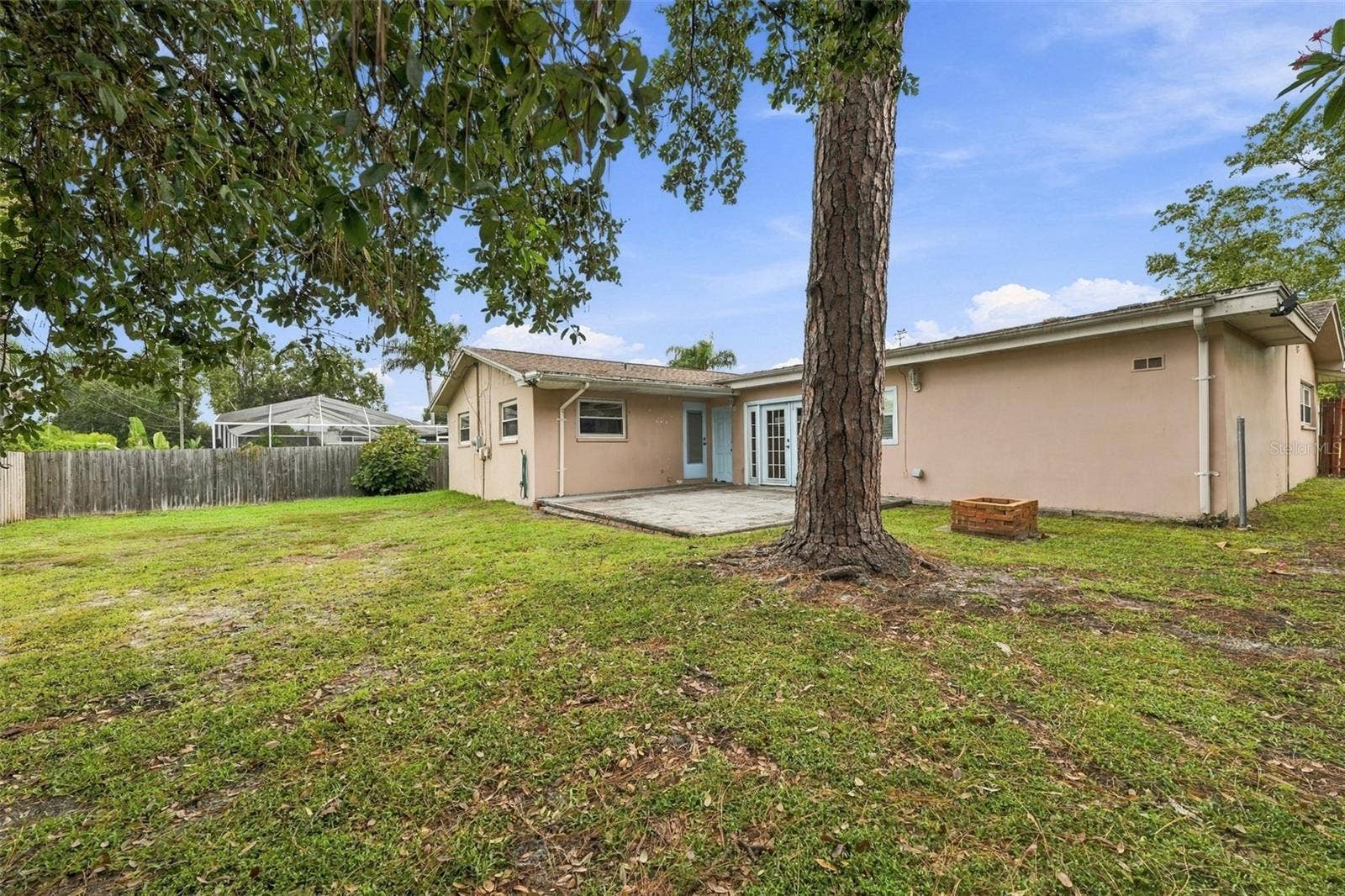 2368 SARAZEN DRIVE, Dunedin, FL 34698 2368 SARAZEN DRIVE, Dunedin, FL 34698