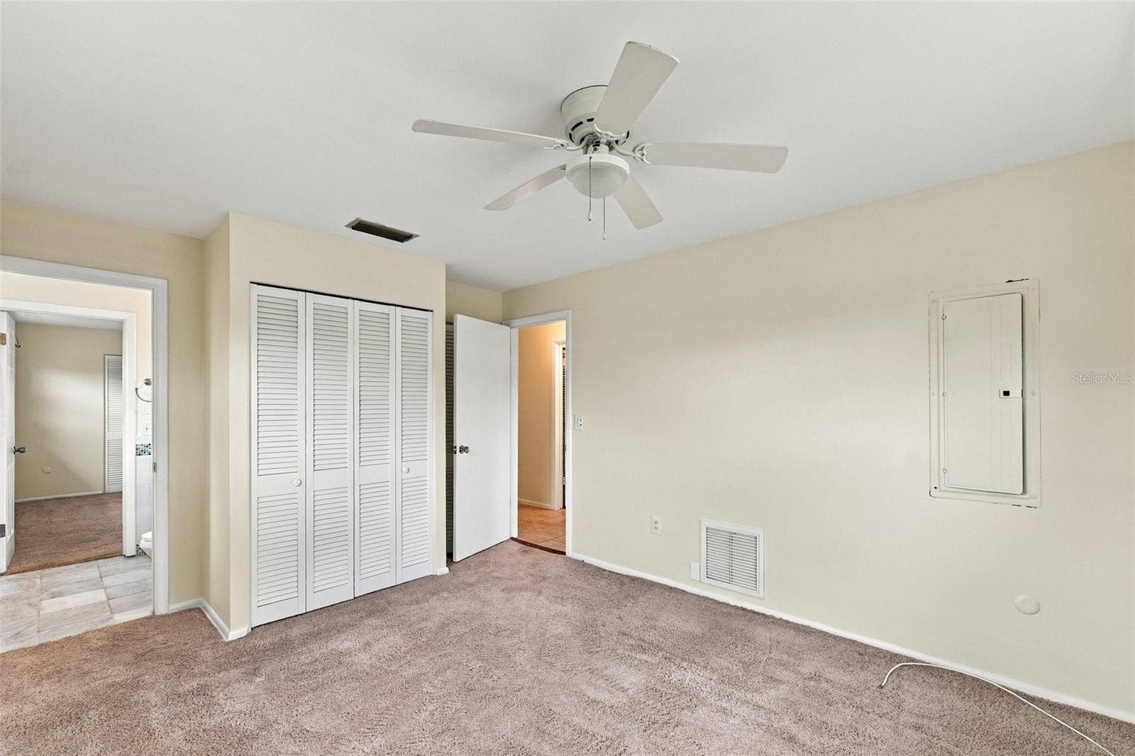 2368 SARAZEN DRIVE, Dunedin, FL 34698 2368 SARAZEN DRIVE, Dunedin, FL 34698