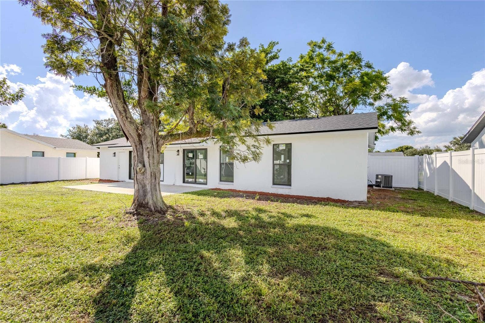 1038 RIDGEWAY DRIVE, North Fort Myers, FL 33903 1038 RIDGEWAY DRIVE, North Fort Myers, FL 33903