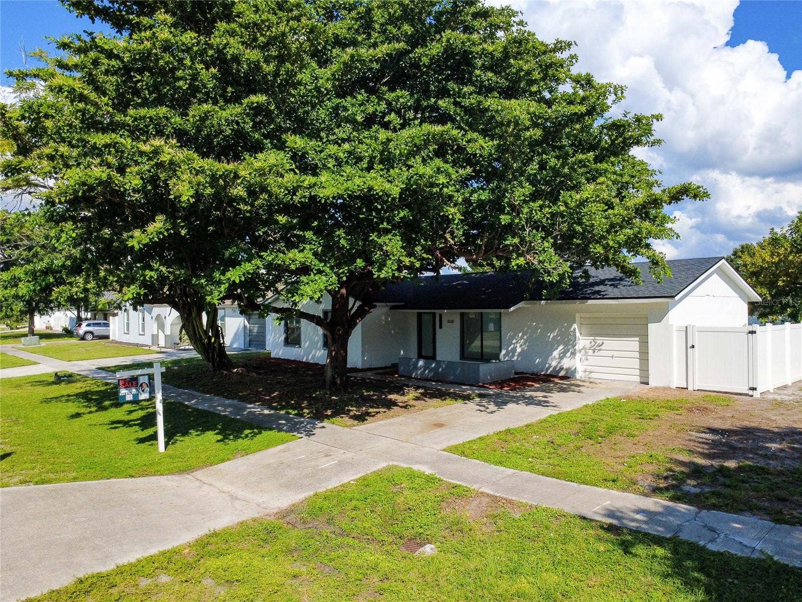 1038 RIDGEWAY DRIVE, North Fort Myers, FL 33903 1038 RIDGEWAY DRIVE, North Fort Myers, FL 33903