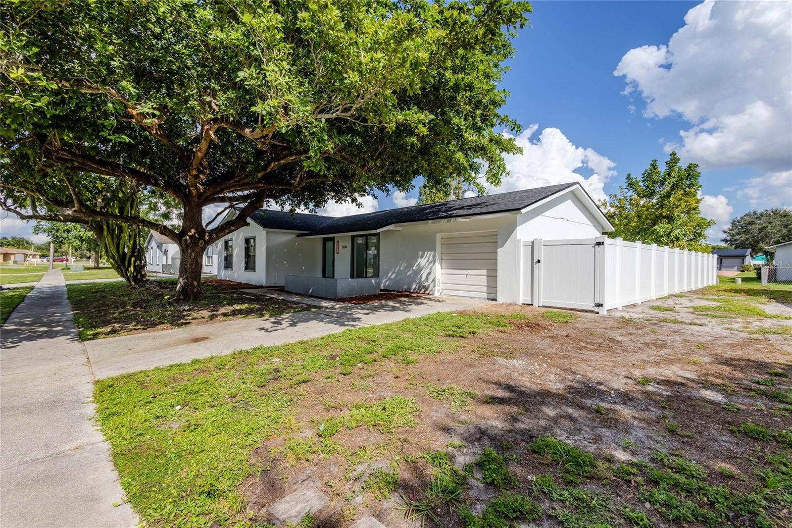 1038 RIDGEWAY DRIVE, North Fort Myers, FL 33903 1038 RIDGEWAY DRIVE, North Fort Myers, FL 33903
