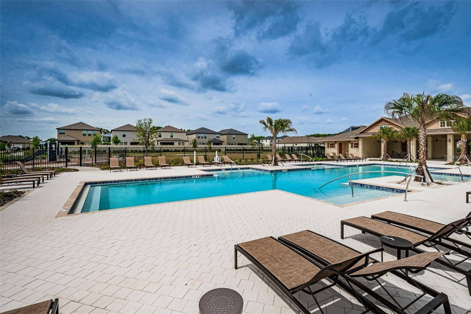 8327 CRESCENT OAKS DRIVE, New Port Richey, FL 34655 8327 CRESCENT OAKS DRIVE, New Port Richey, FL 34655