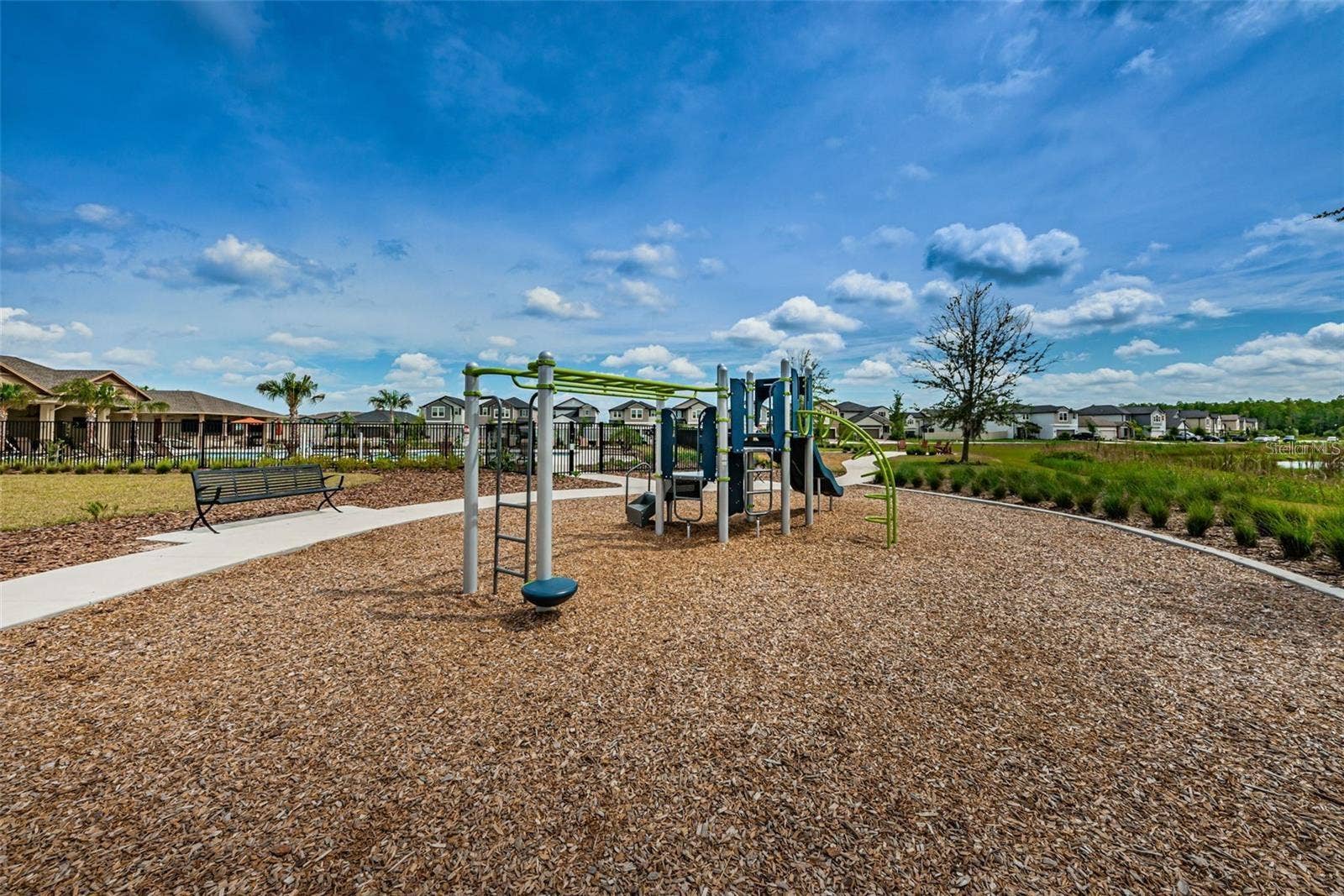 8327 CRESCENT OAKS DRIVE, New Port Richey, FL 34655 8327 CRESCENT OAKS DRIVE, New Port Richey, FL 34655