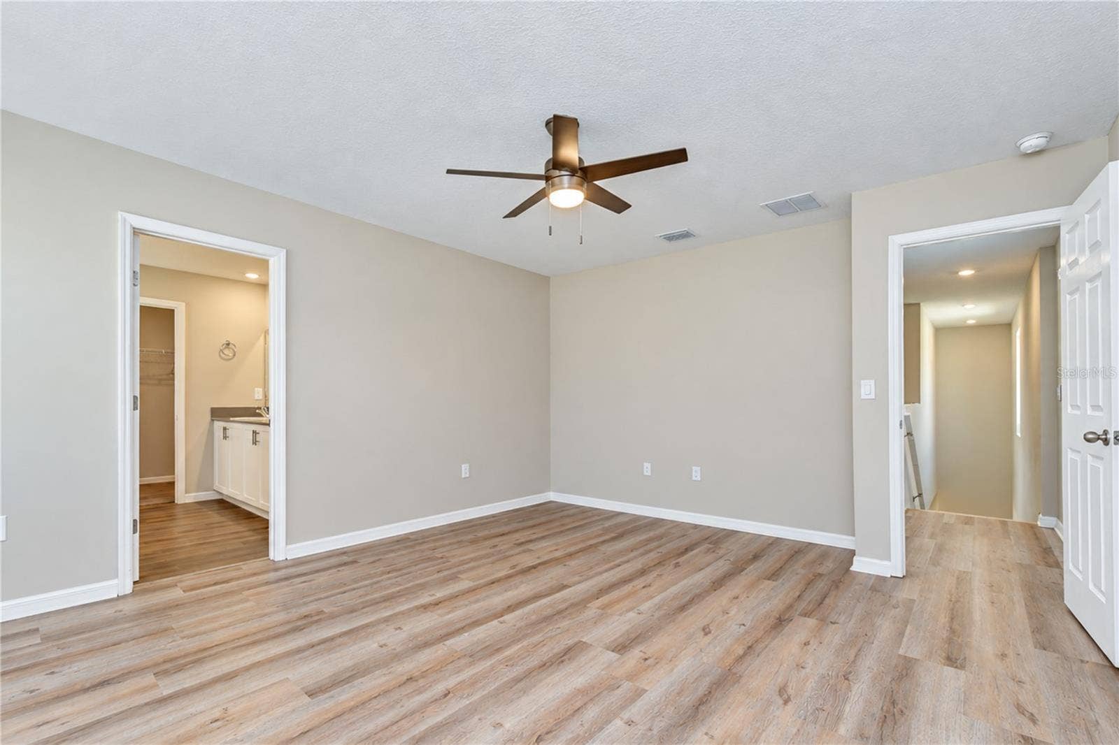 11484 BROOK EDGE AVENUE, Riverview, FL 33569 11484 BROOK EDGE AVENUE, Riverview, FL 33569
