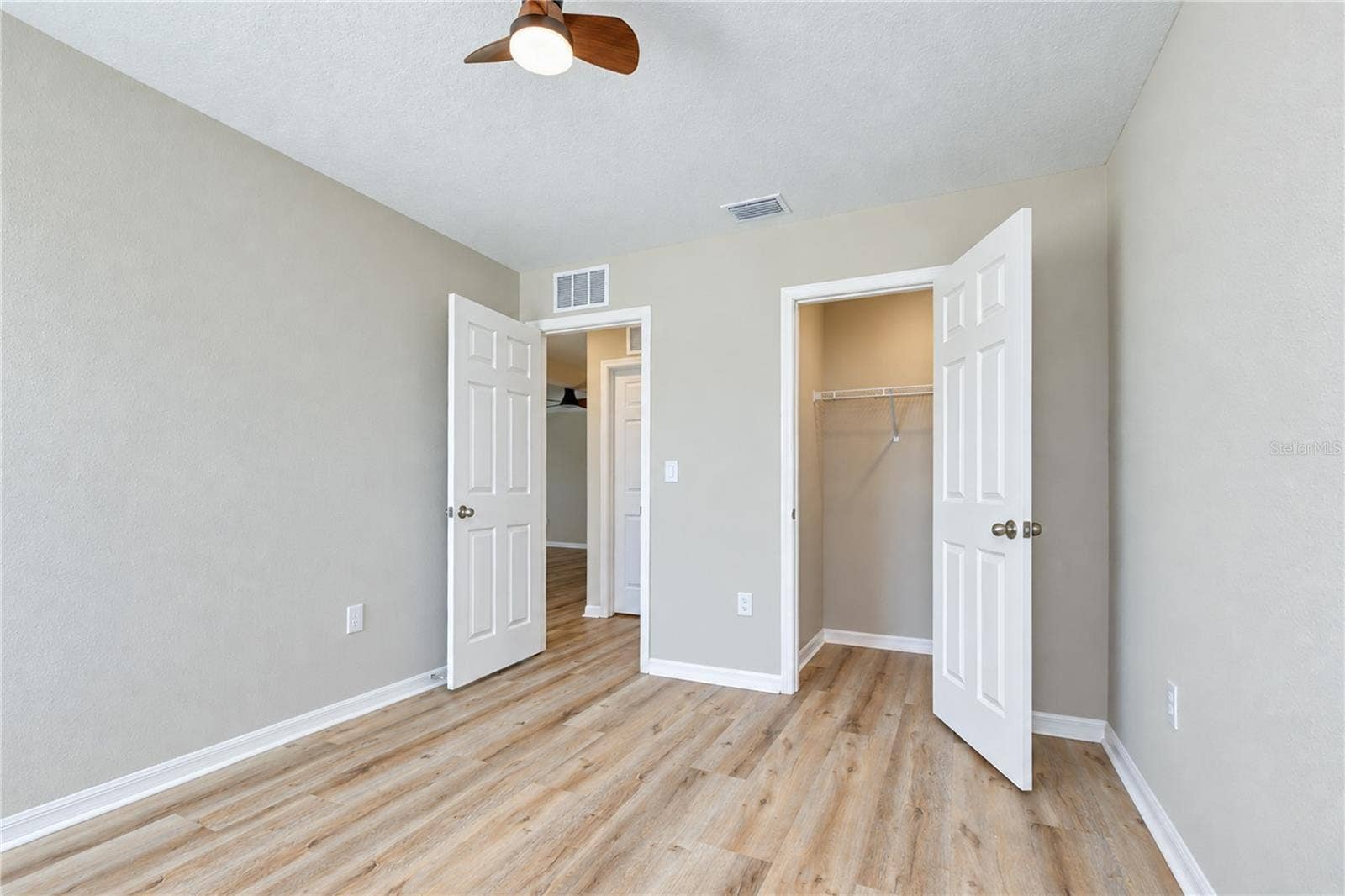 11484 BROOK EDGE AVENUE, Riverview, FL 33569 11484 BROOK EDGE AVENUE, Riverview, FL 33569