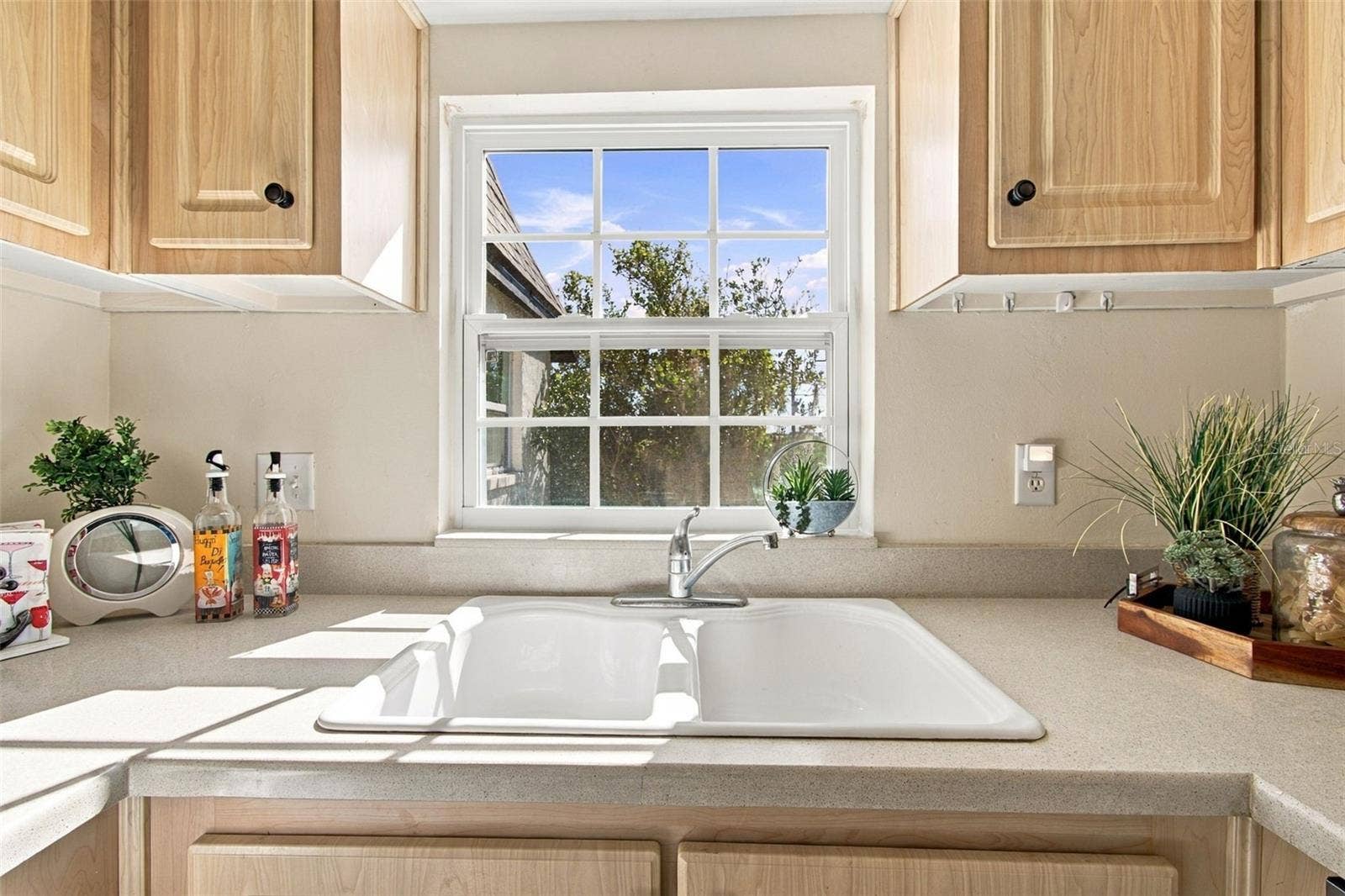210 N BAYSHORE BOULEVARD, #207, Clearwater, FL 33759 210 N BAYSHORE BOULEVARD, #207, Clearwater, FL 33759