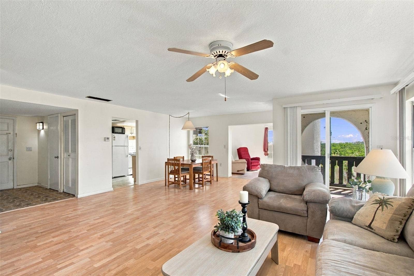 210 N BAYSHORE BOULEVARD, #207, Clearwater, FL 33759 210 N BAYSHORE BOULEVARD, #207, Clearwater, FL 33759