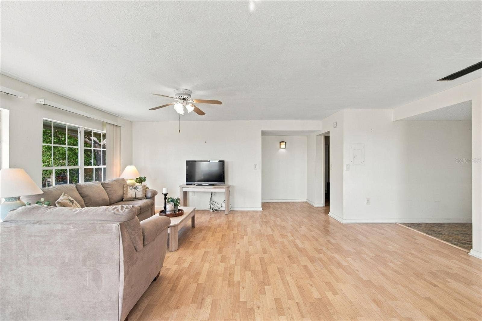210 N BAYSHORE BOULEVARD, #207, Clearwater, FL 33759 210 N BAYSHORE BOULEVARD, #207, Clearwater, FL 33759