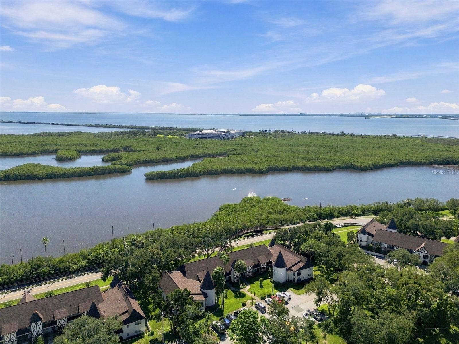 210 N BAYSHORE BOULEVARD, #207, Clearwater, FL 33759 210 N BAYSHORE BOULEVARD, #207, Clearwater, FL 33759