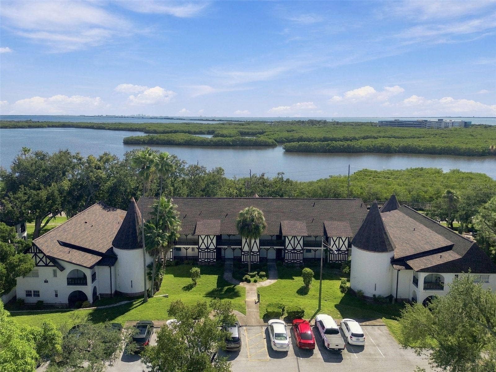 210 N BAYSHORE BOULEVARD, #207, Clearwater, FL 33759 210 N BAYSHORE BOULEVARD, #207, Clearwater, FL 33759