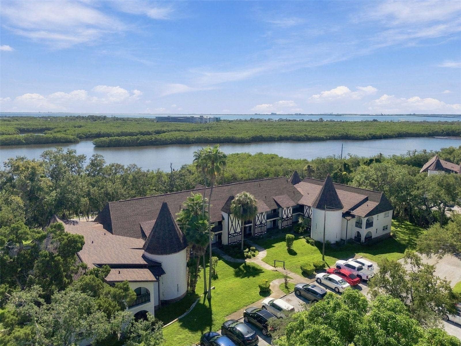 210 N BAYSHORE BOULEVARD, #207, Clearwater, FL 33759 210 N BAYSHORE BOULEVARD, #207, Clearwater, FL 33759