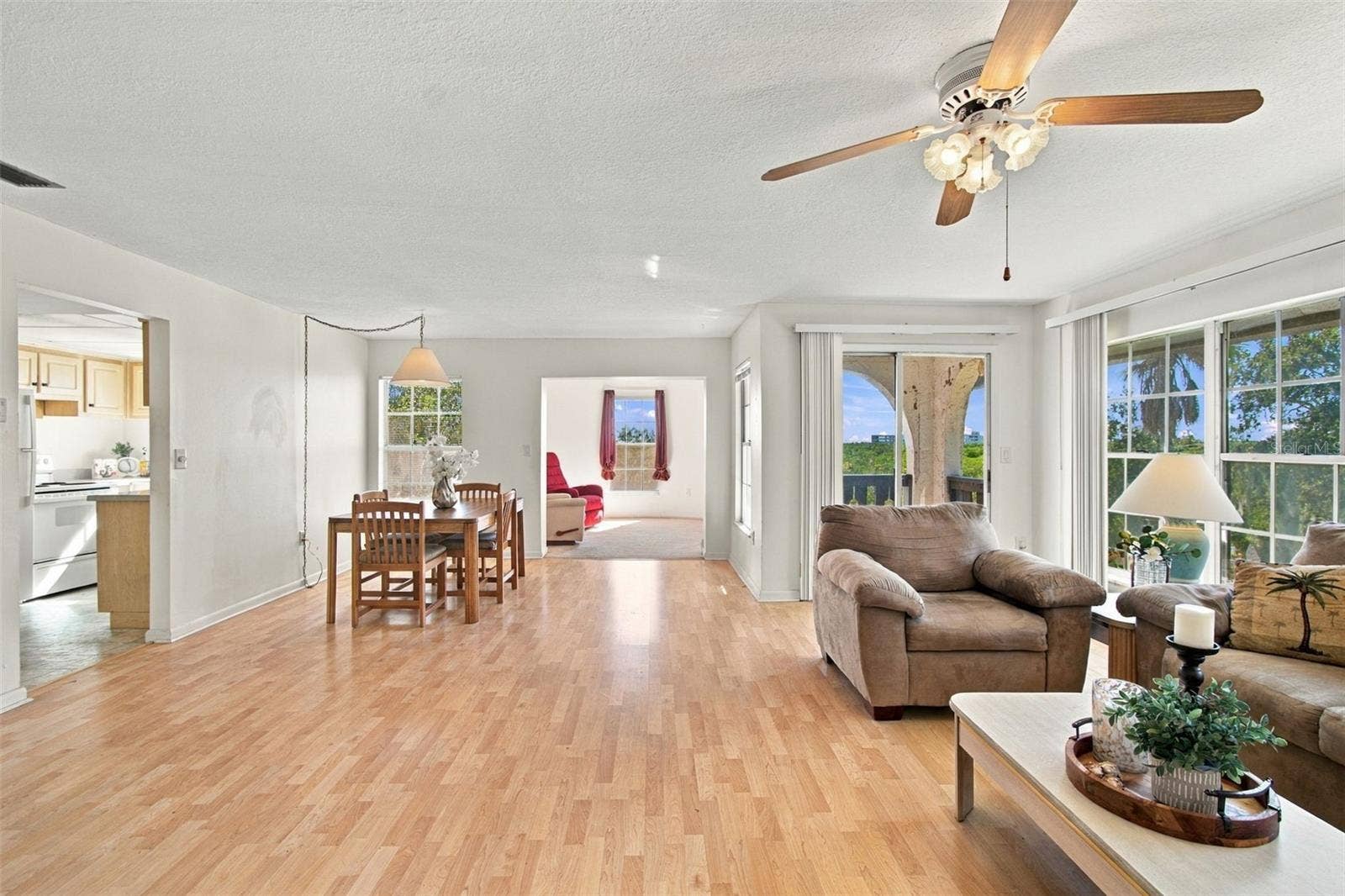 210 N BAYSHORE BOULEVARD, #207, Clearwater, FL 33759 210 N BAYSHORE BOULEVARD, #207, Clearwater, FL 33759