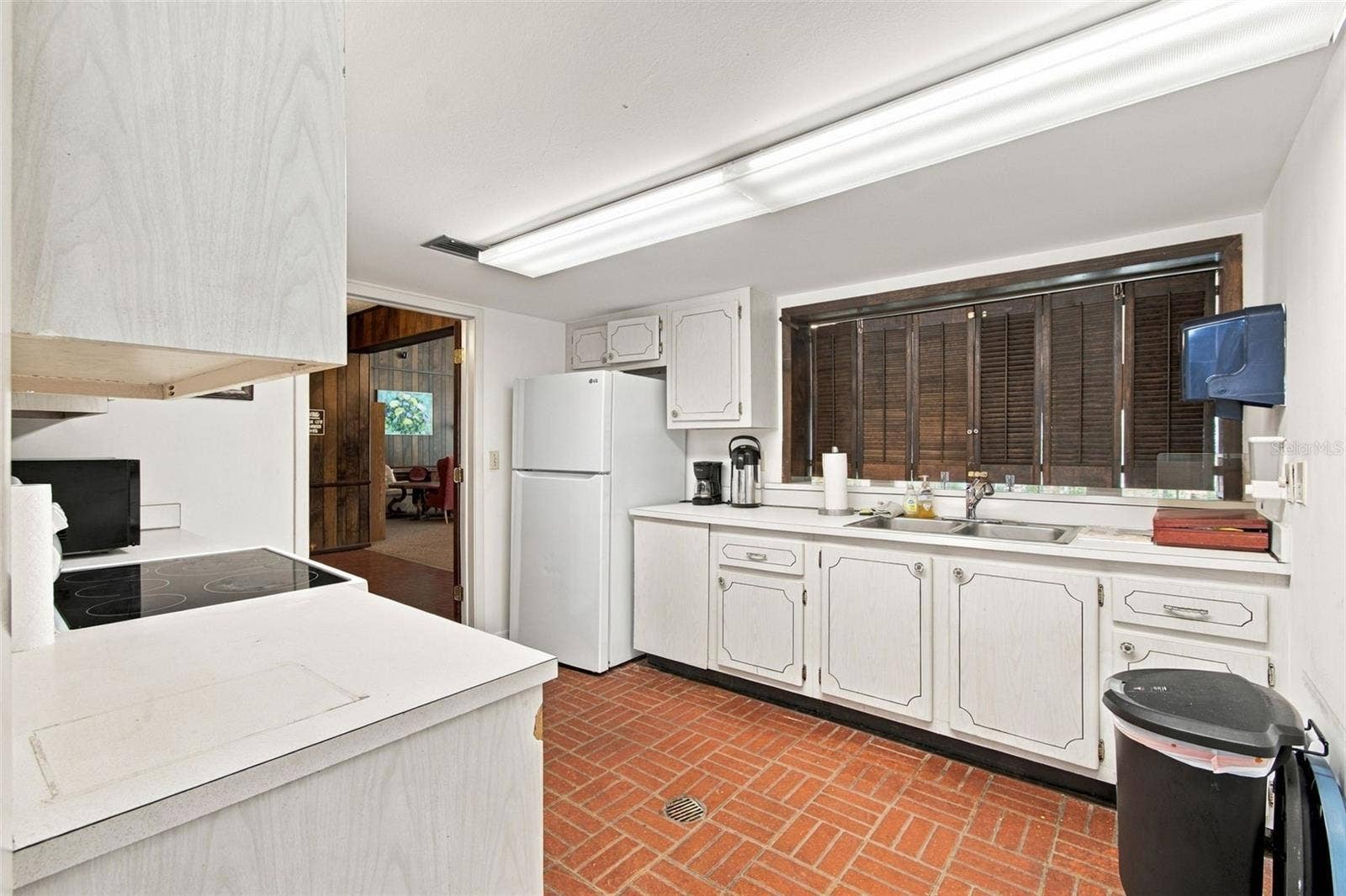 210 N BAYSHORE BOULEVARD, #207, Clearwater, FL 33759 210 N BAYSHORE BOULEVARD, #207, Clearwater, FL 33759