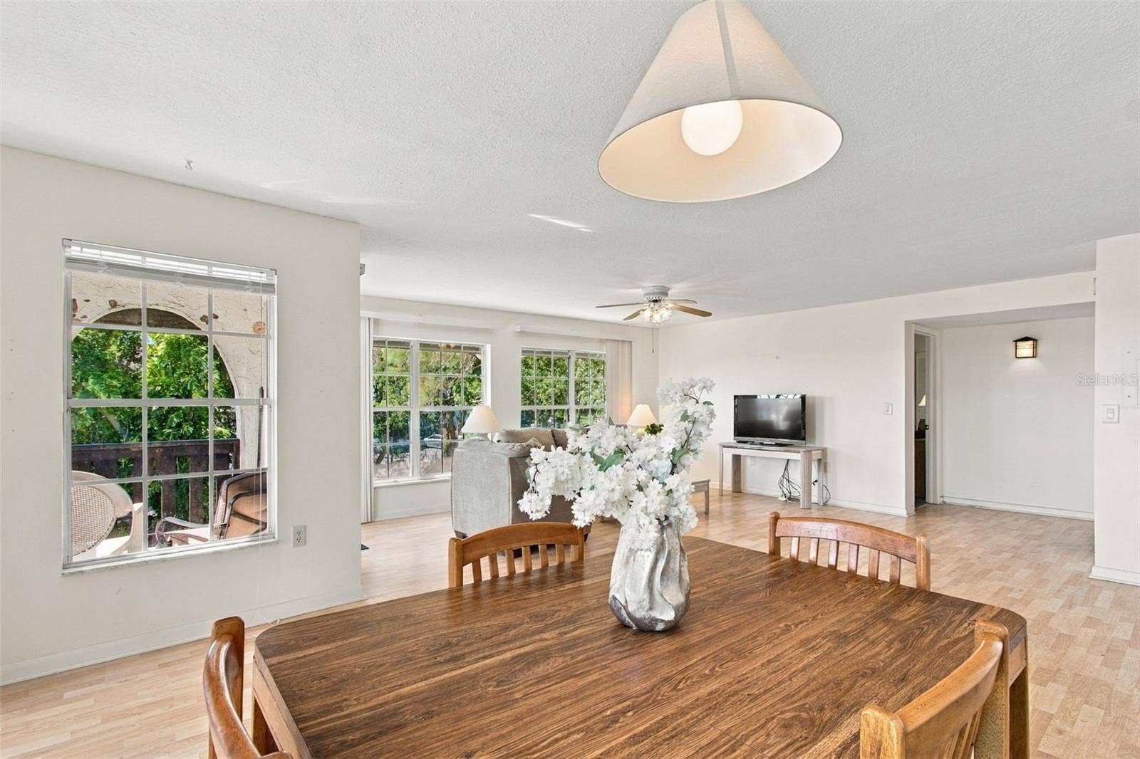210 N BAYSHORE BOULEVARD, #207, Clearwater, FL 33759 210 N BAYSHORE BOULEVARD, #207, Clearwater, FL 33759