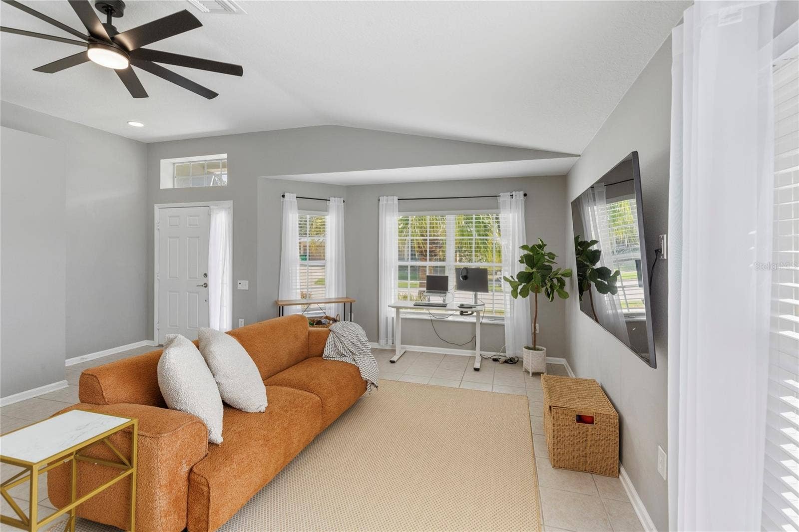 Flex space could benefit formal living and dining