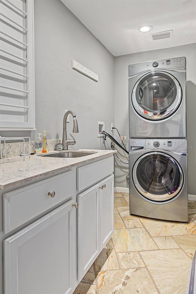 6604 BLACKFIN WAY, Apollo Beach, FL 33572