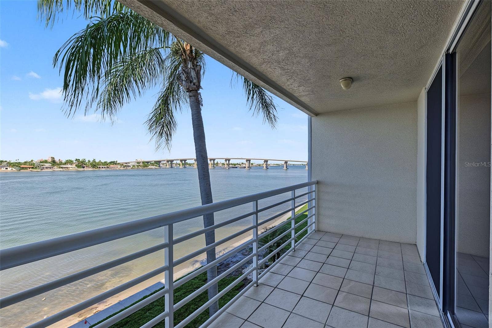 6083 BAHIA DEL MAR CIRCLE, #362, St Petersburg, FL 33715