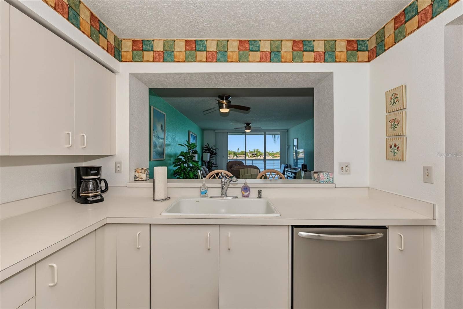 6083 BAHIA DEL MAR CIRCLE, #362, St Petersburg, FL 33715