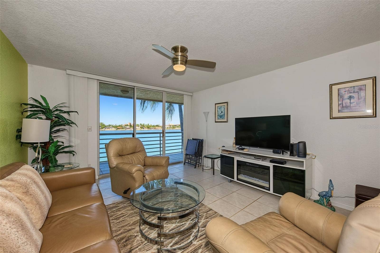6083 BAHIA DEL MAR CIRCLE, #362, St Petersburg, FL 33715