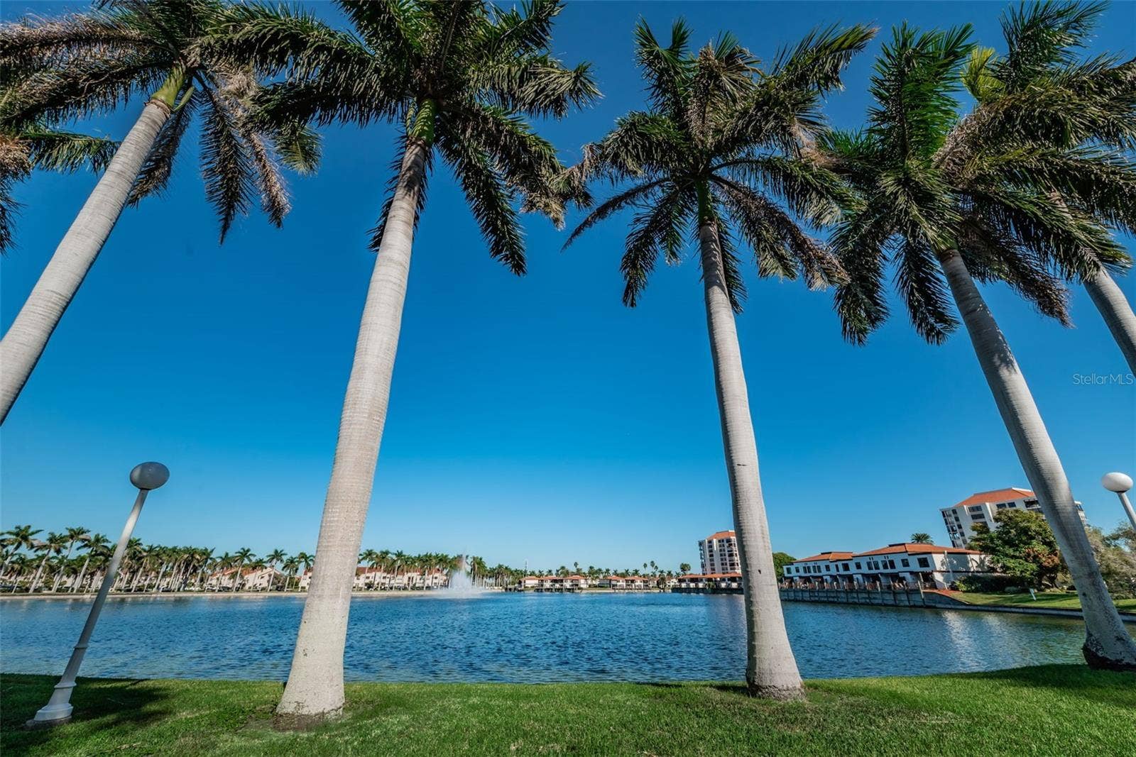 6083 BAHIA DEL MAR CIRCLE, #362, St Petersburg, FL 33715