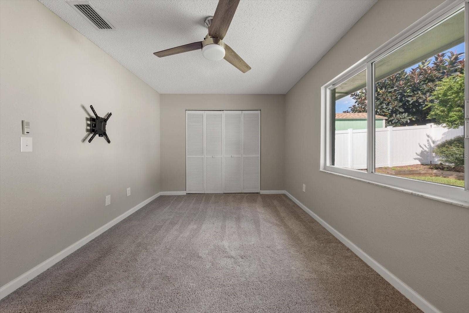 15009 NATUREWALK DRIVE, Tampa, FL 33624 15009 NATUREWALK DRIVE, Tampa, FL 33624