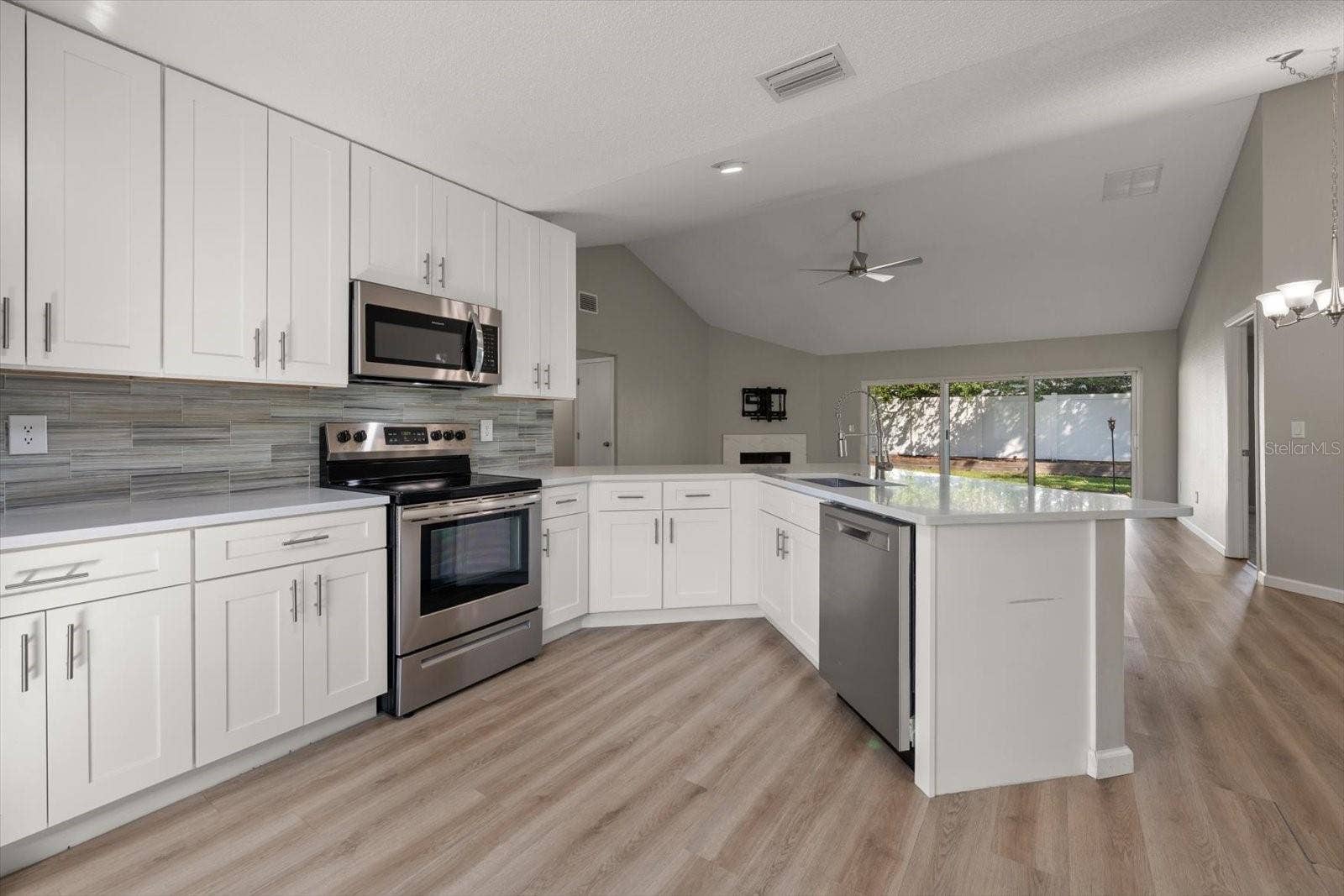 15009 NATUREWALK DRIVE, Tampa, FL 33624 15009 NATUREWALK DRIVE, Tampa, FL 33624