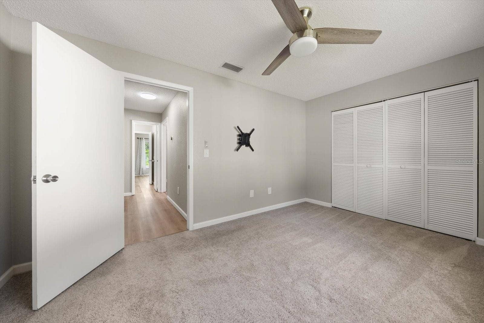 15009 NATUREWALK DRIVE, Tampa, FL 33624 15009 NATUREWALK DRIVE, Tampa, FL 33624
