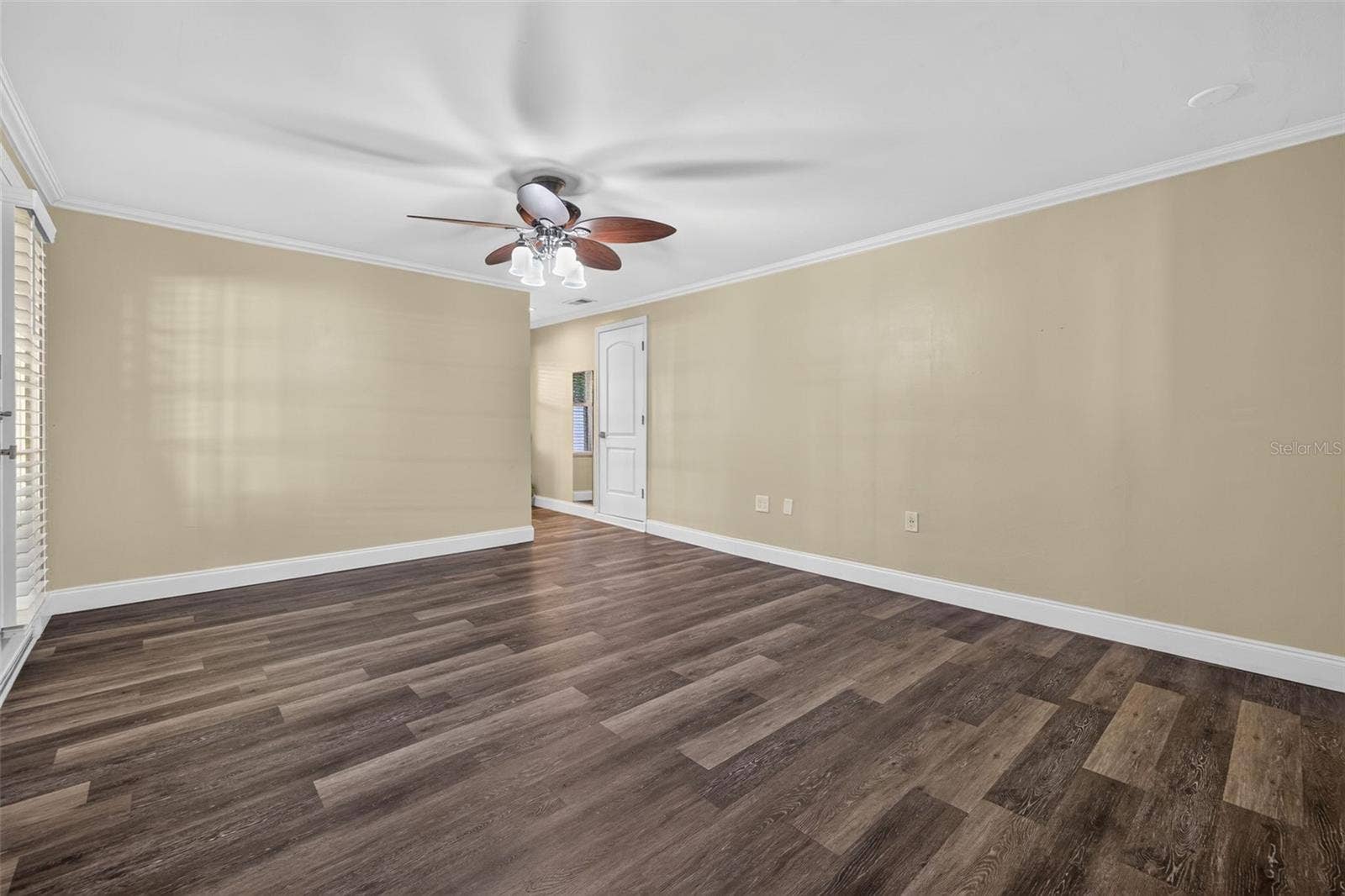 1115 WOODSIDE AVENUE, Clearwater, FL 33756 1115 WOODSIDE AVENUE, Clearwater, FL 33756