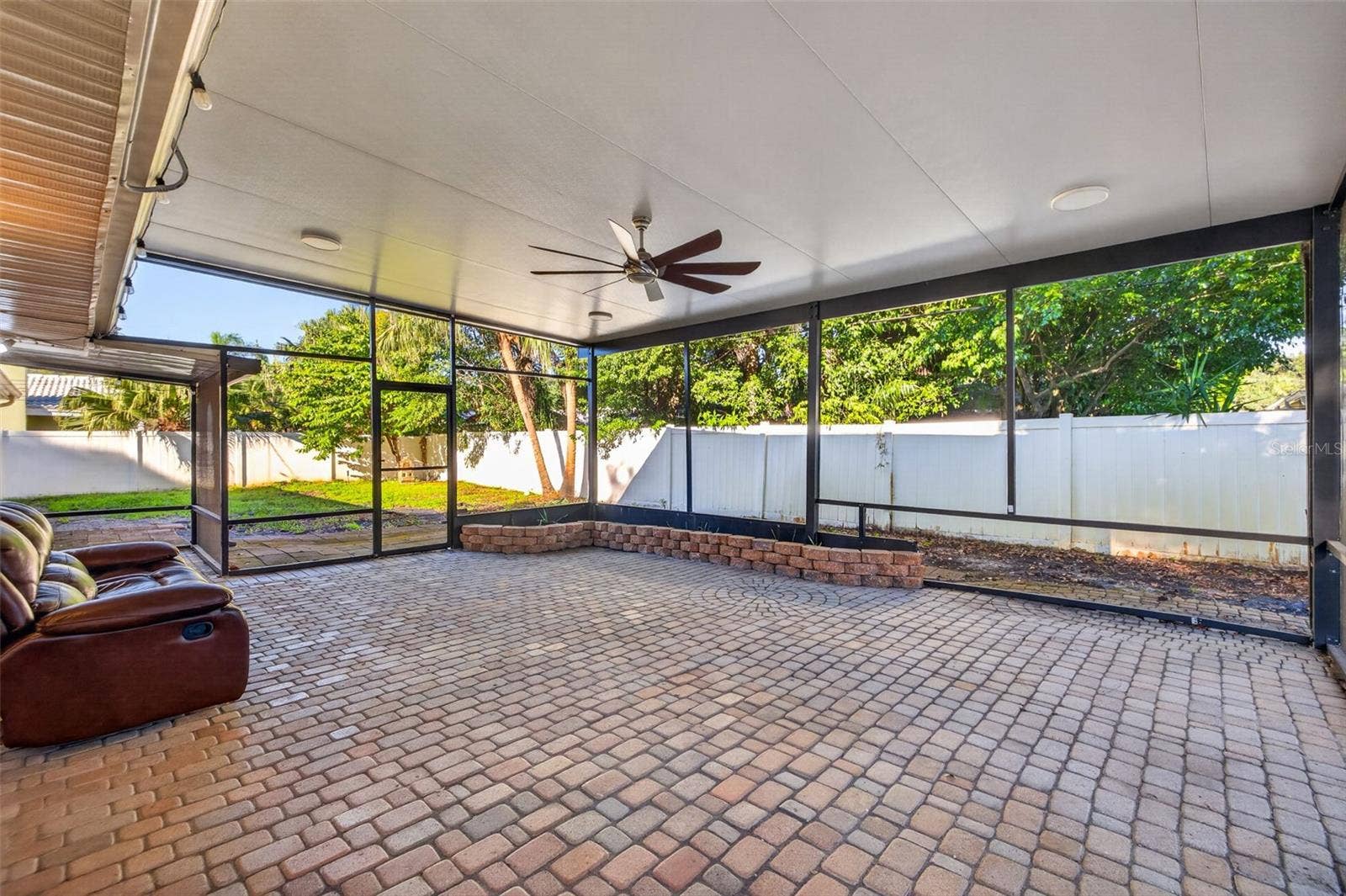 1115 WOODSIDE AVENUE, Clearwater, FL 33756 1115 WOODSIDE AVENUE, Clearwater, FL 33756