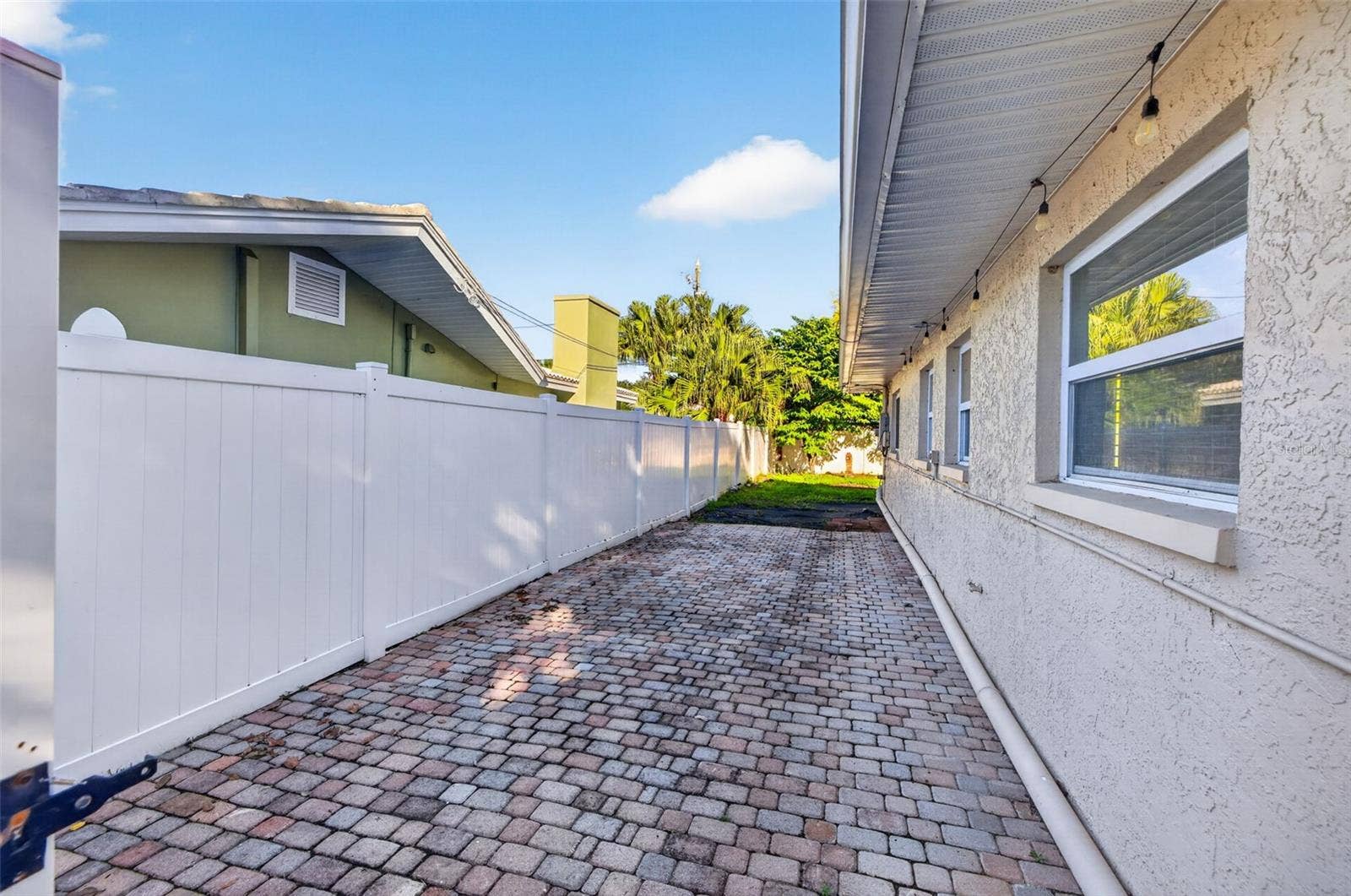 1115 WOODSIDE AVENUE, Clearwater, FL 33756 1115 WOODSIDE AVENUE, Clearwater, FL 33756