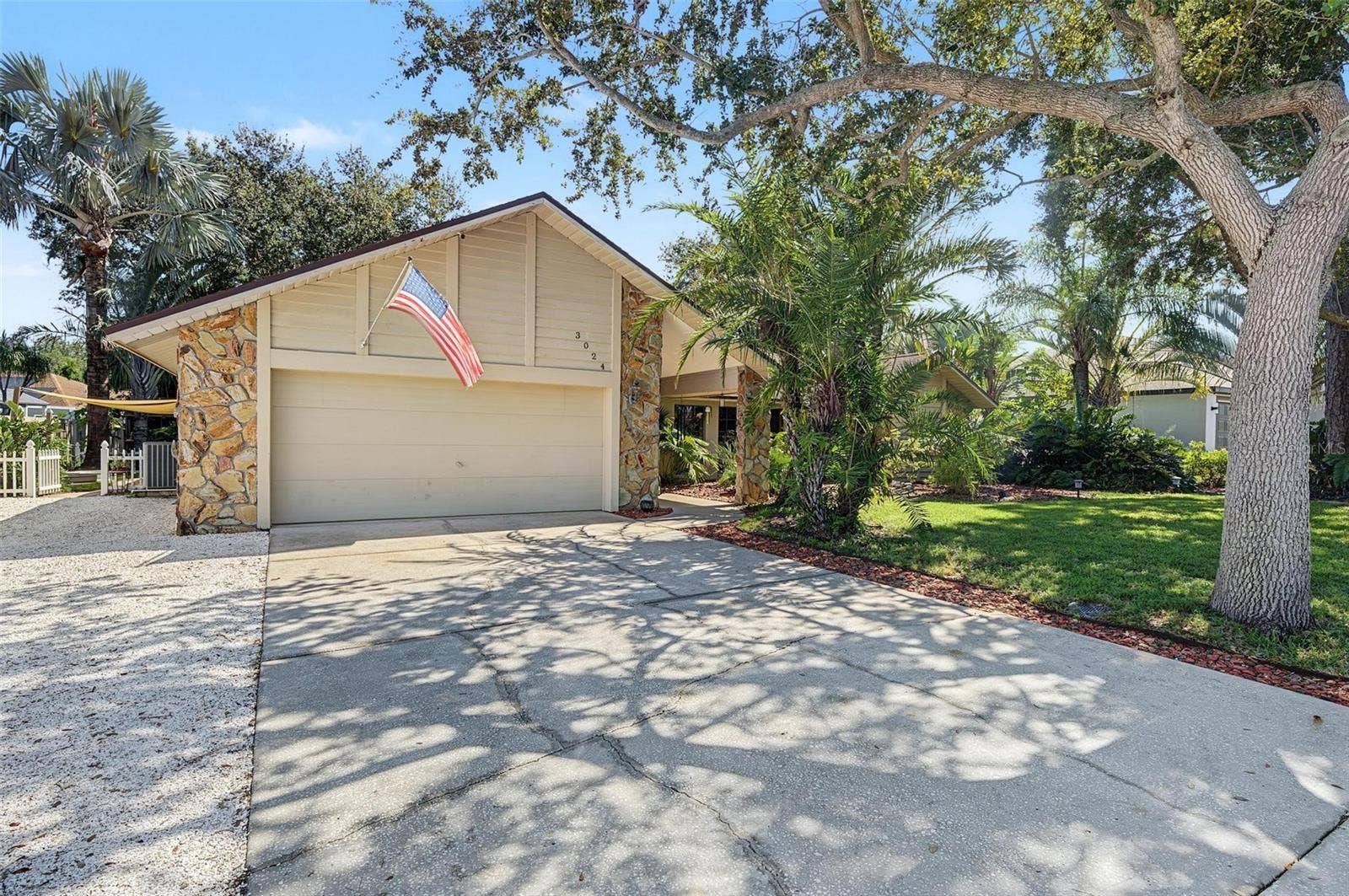 3024 PINEVIEW DRIVE, Holiday, FL 34691 3024 PINEVIEW DRIVE, Holiday, FL 34691
