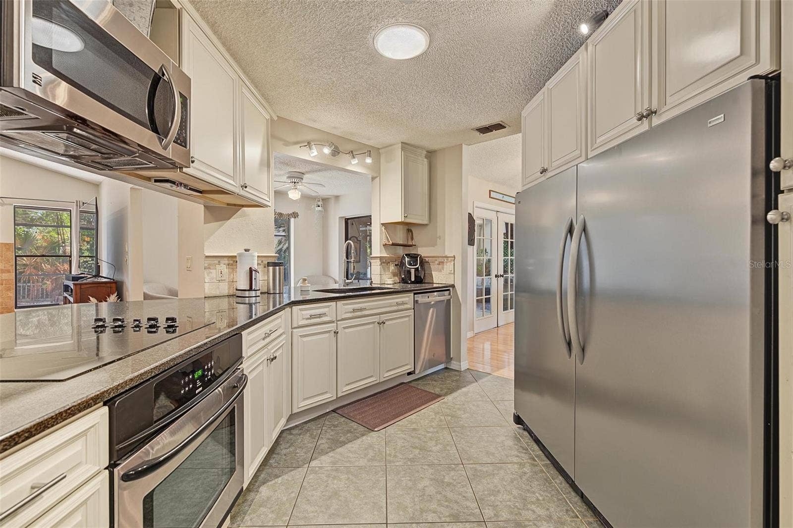 3024 PINEVIEW DRIVE, Holiday, FL 34691 3024 PINEVIEW DRIVE, Holiday, FL 34691