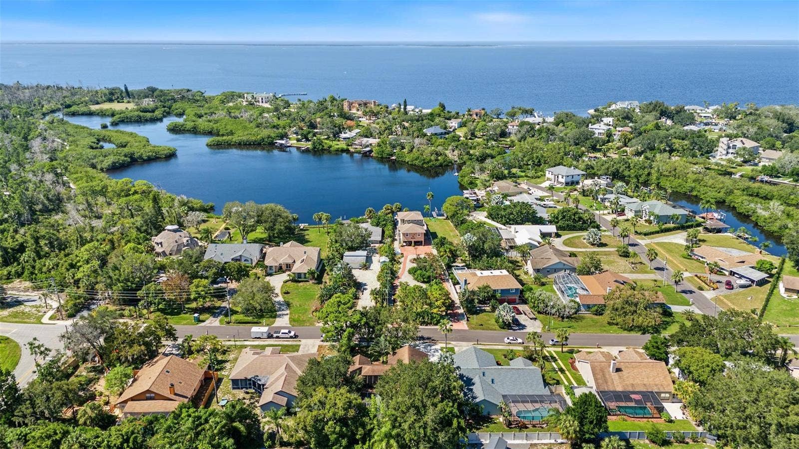 3024 PINEVIEW DRIVE, Holiday, FL 34691 3024 PINEVIEW DRIVE, Holiday, FL 34691
