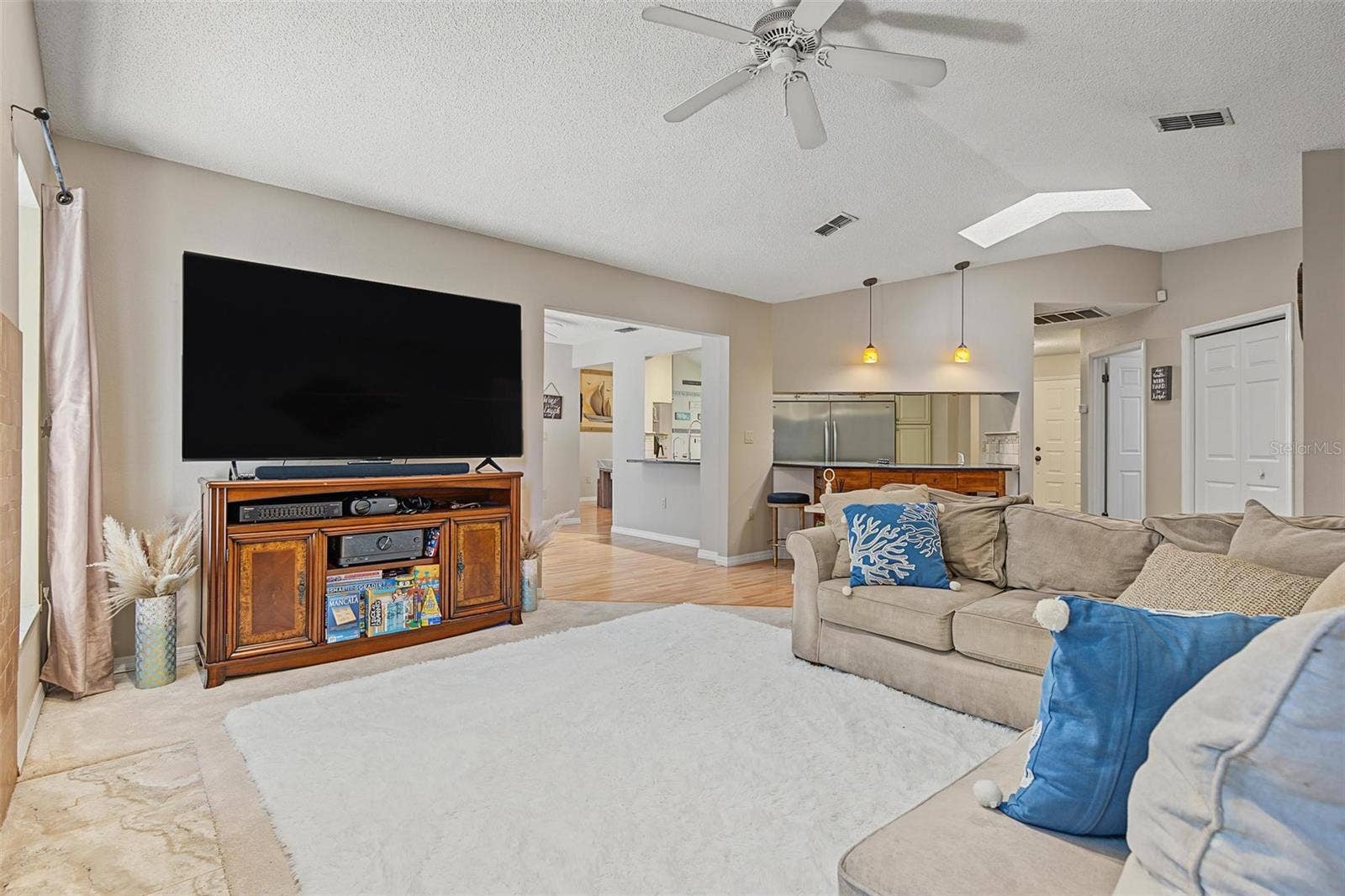 3024 PINEVIEW DRIVE, Holiday, FL 34691 3024 PINEVIEW DRIVE, Holiday, FL 34691