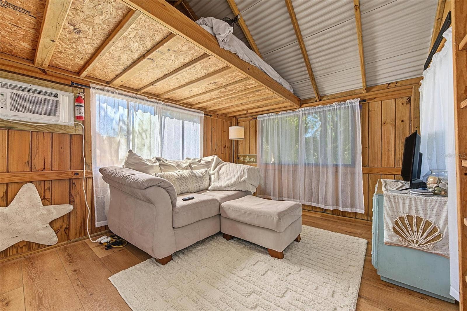3024 PINEVIEW DRIVE, Holiday, FL 34691 3024 PINEVIEW DRIVE, Holiday, FL 34691