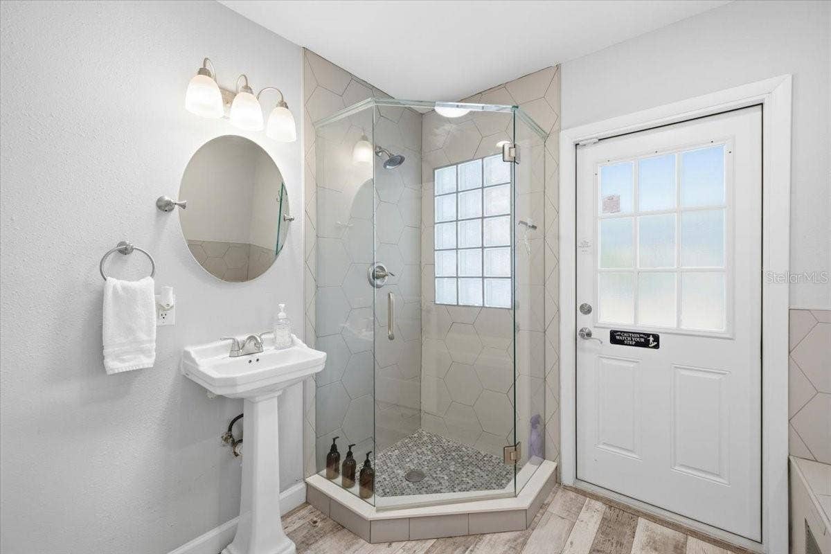11399 119TH TERRACE, Seminole, FL 33778 11399 119TH TERRACE, Seminole, FL 33778