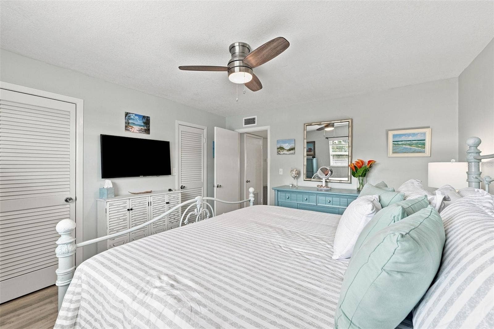 7151 SUNSET WAY, #7, St Pete Beach, FL 33706 7151 SUNSET WAY, #7, St Pete Beach, FL 33706