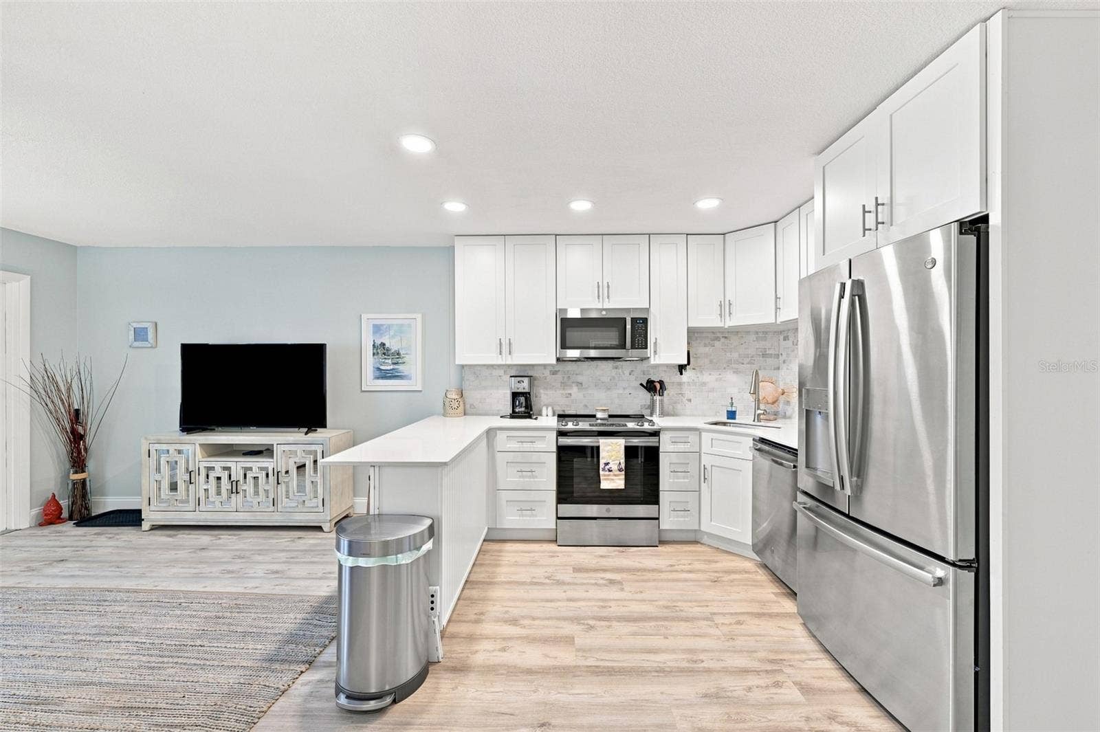7151 SUNSET WAY, #7, St Pete Beach, FL 33706 7151 SUNSET WAY, #7, St Pete Beach, FL 33706