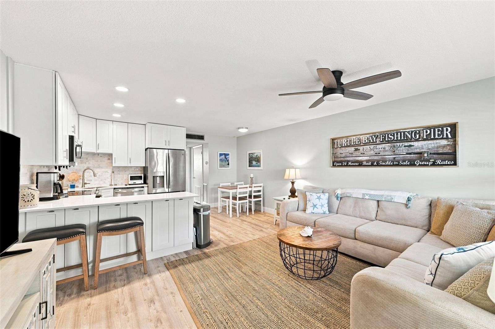 7151 SUNSET WAY, #7, St Pete Beach, FL 33706 7151 SUNSET WAY, #7, St Pete Beach, FL 33706